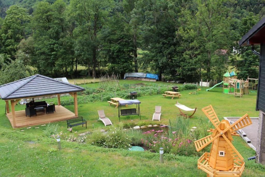 Appartement La Ferme de Rochesson, Jacuzzis privatif&Piscine commune Extérieur photo